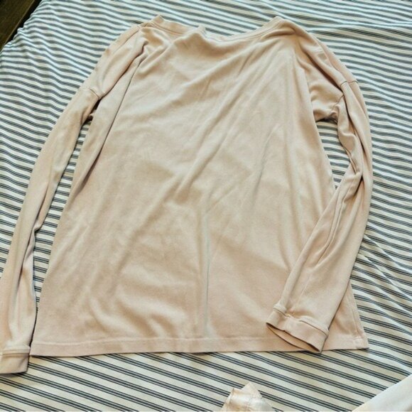 PJ Harlow Jolie Blush Lounge Pajama Set Ribbed Top Satin Pants Size Small - Picture 10 of 13